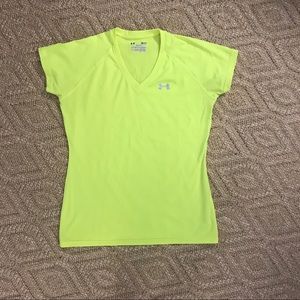 Neon Yellow short sleeve Under Armour Tee! 🏃‍♀️